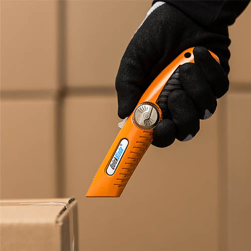 Self-Retracting Metal Utility Knife