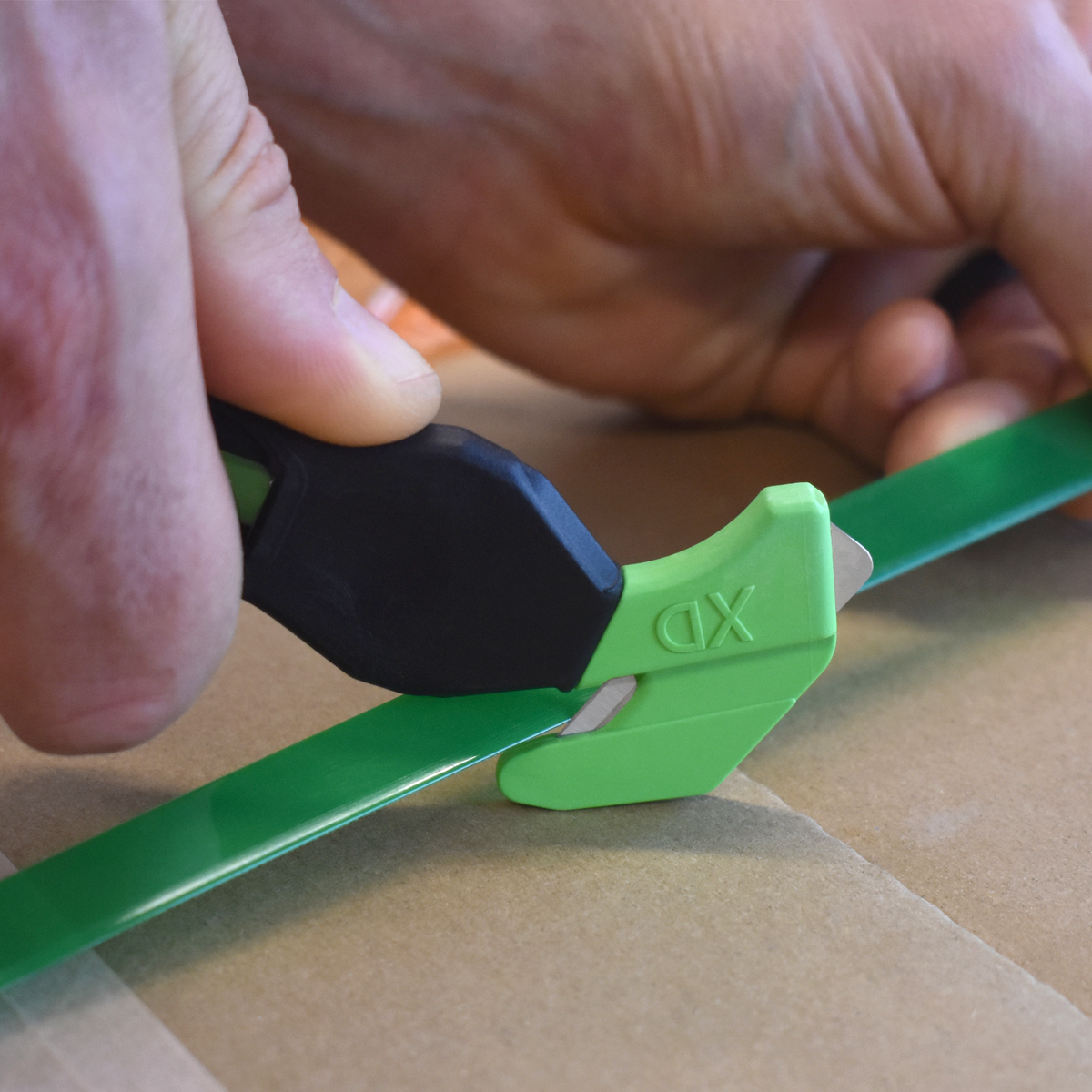 Klever™ EcoXChangeXD Reusable Safety Cutter with Replaceable Head